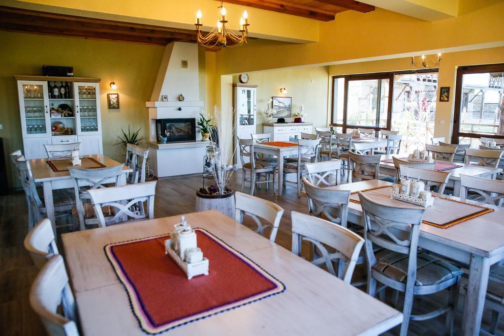 Калпаците - Kalpacite Guest Houses Skrebatno Esterno foto